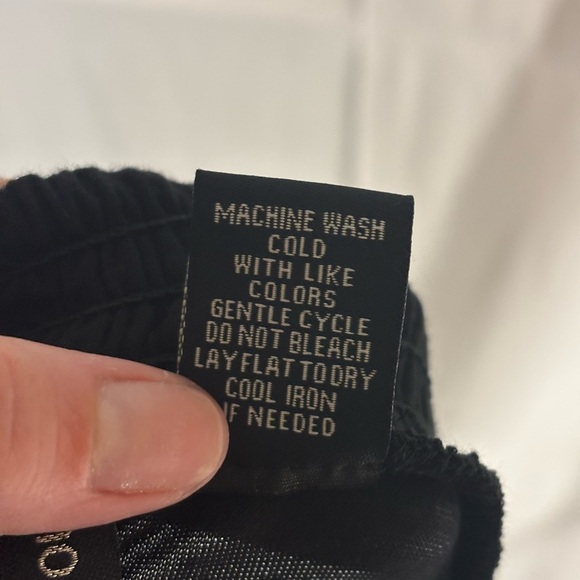 New with tags, womens size medium skirt, #H866 - Picture 5 of 5